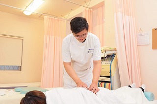 当院のぎっくり腰改善施術とは？